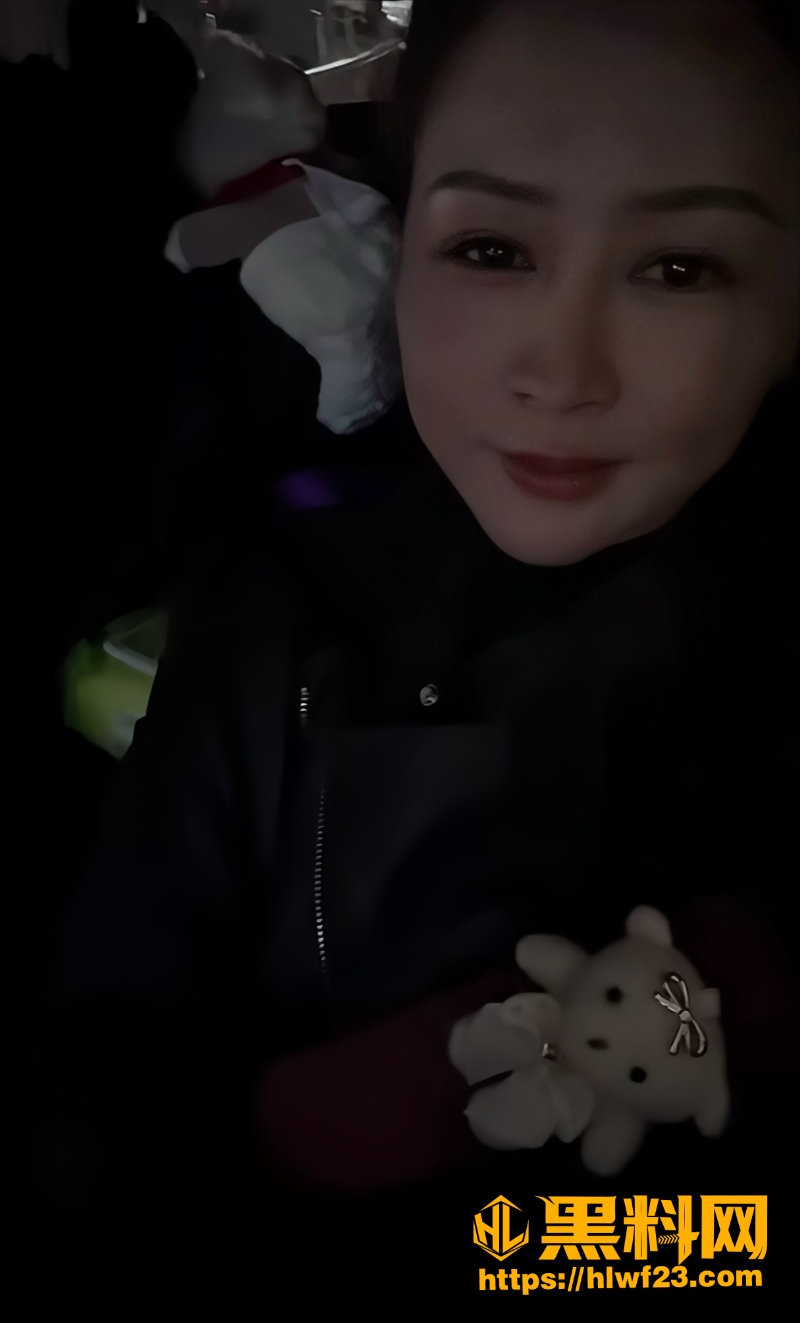 山东张坤与闫姐性爱视频流出 3W800px