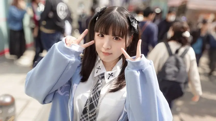 SIRO-5733 一位在原宿一带闲逛的女孩因为想要体验极致的性爱而报名！乙叶阿木