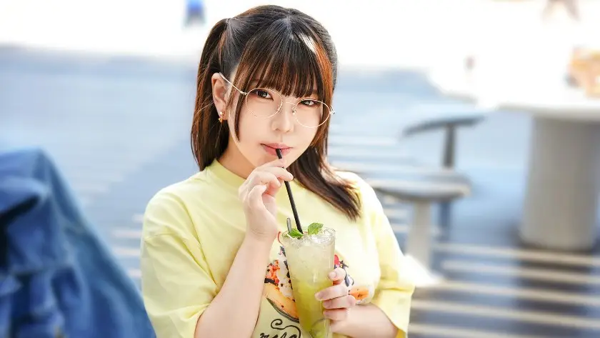 SIRO-5736 史上最强反差萌女孩【小鸟 24岁】 浑浊的喘息声、舌钉加G罩杯!可愛小鳥