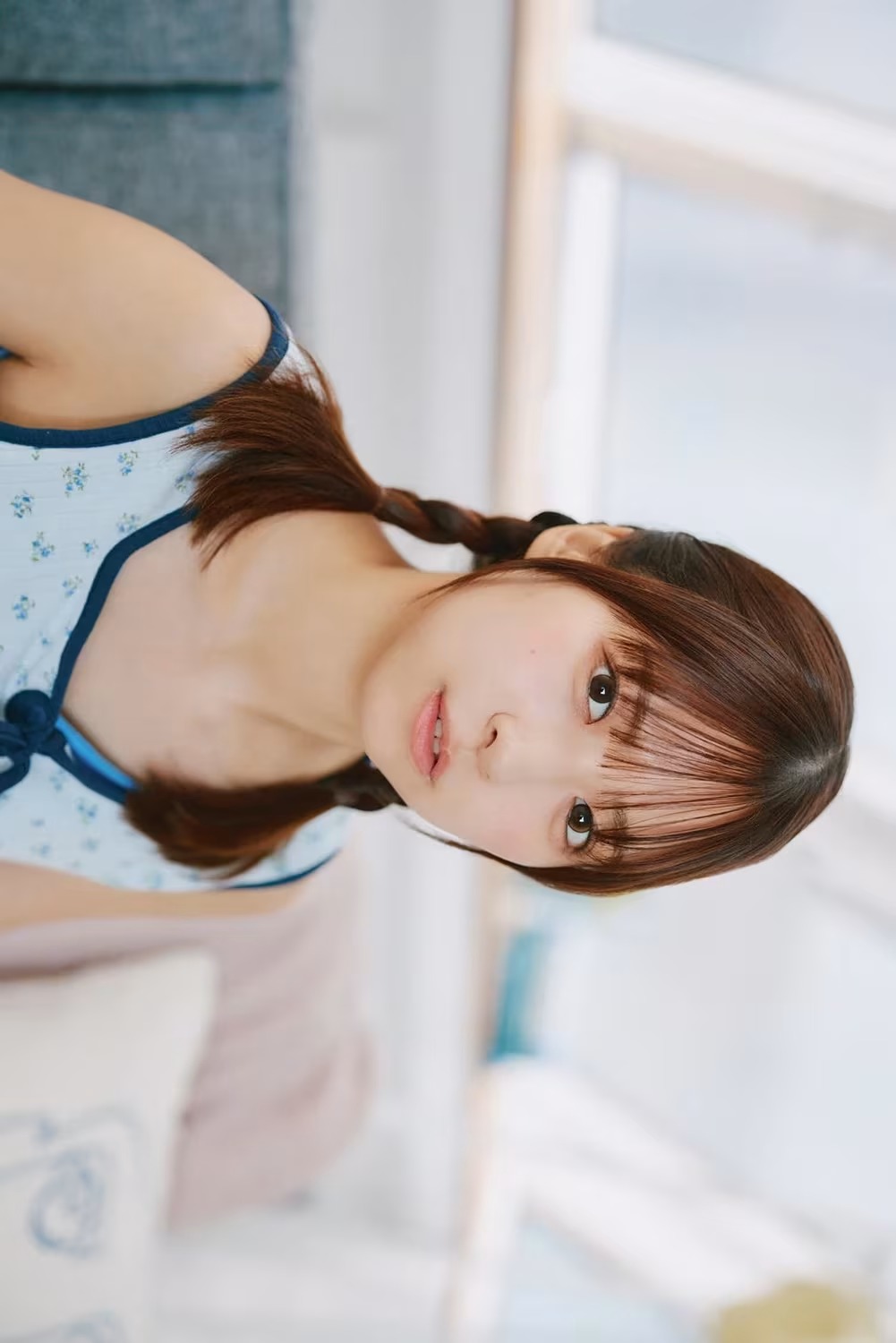氣質美女「Naomi 小孟」魔鬼身材散發極致誘惑 (10P)