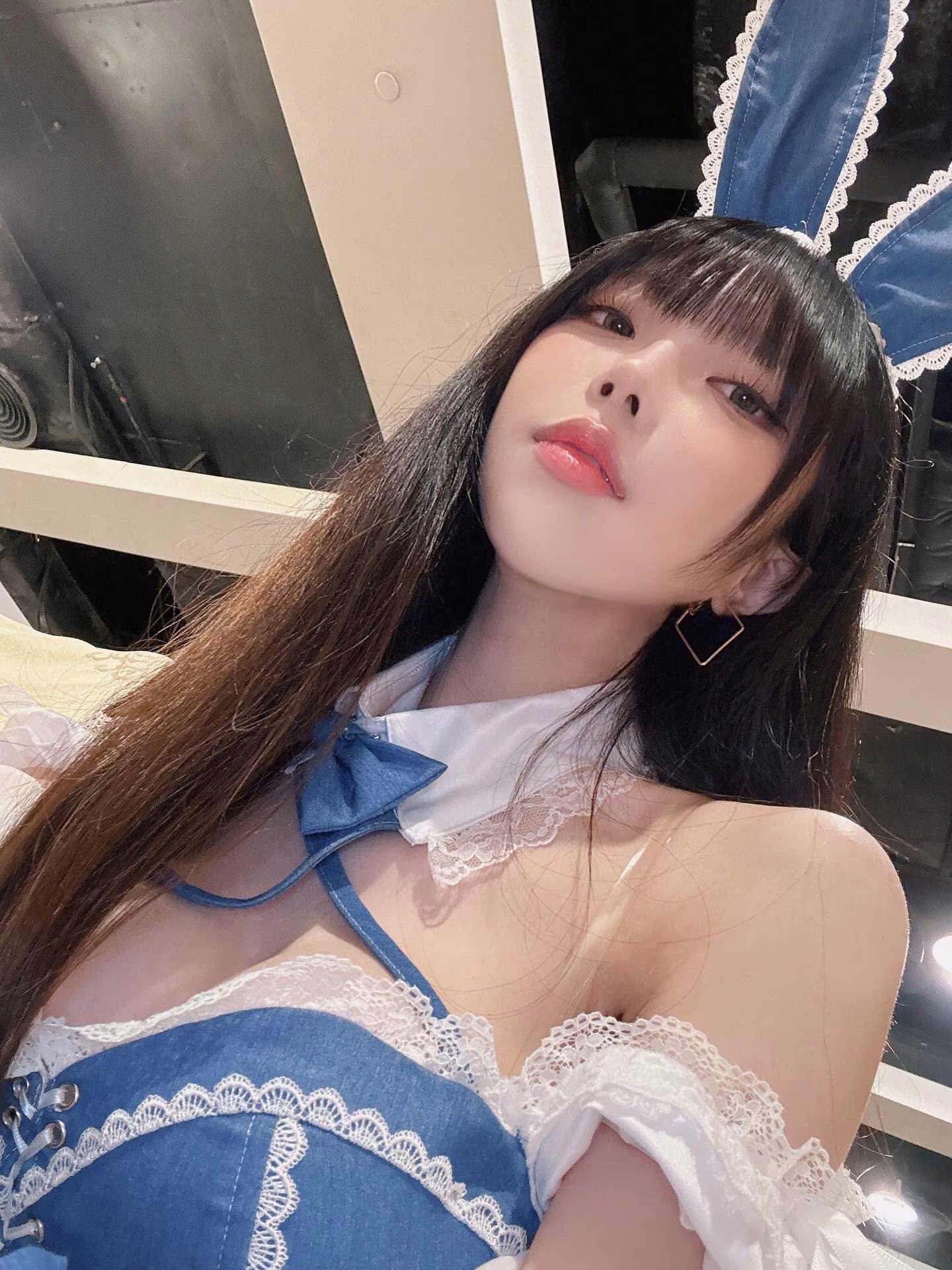 誠意福利滿滿！魚蛋 甜美爆乳 大方展現火辣身材 (14P)