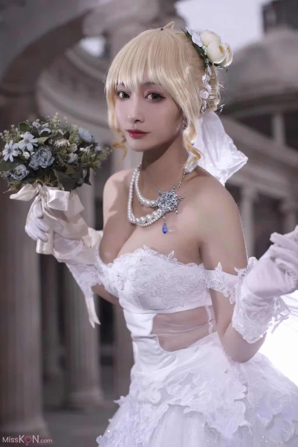 Coser@洛璃LoLiSAMA: 阿尔托莉雅 潘德拉贡 阿瓦隆庆典