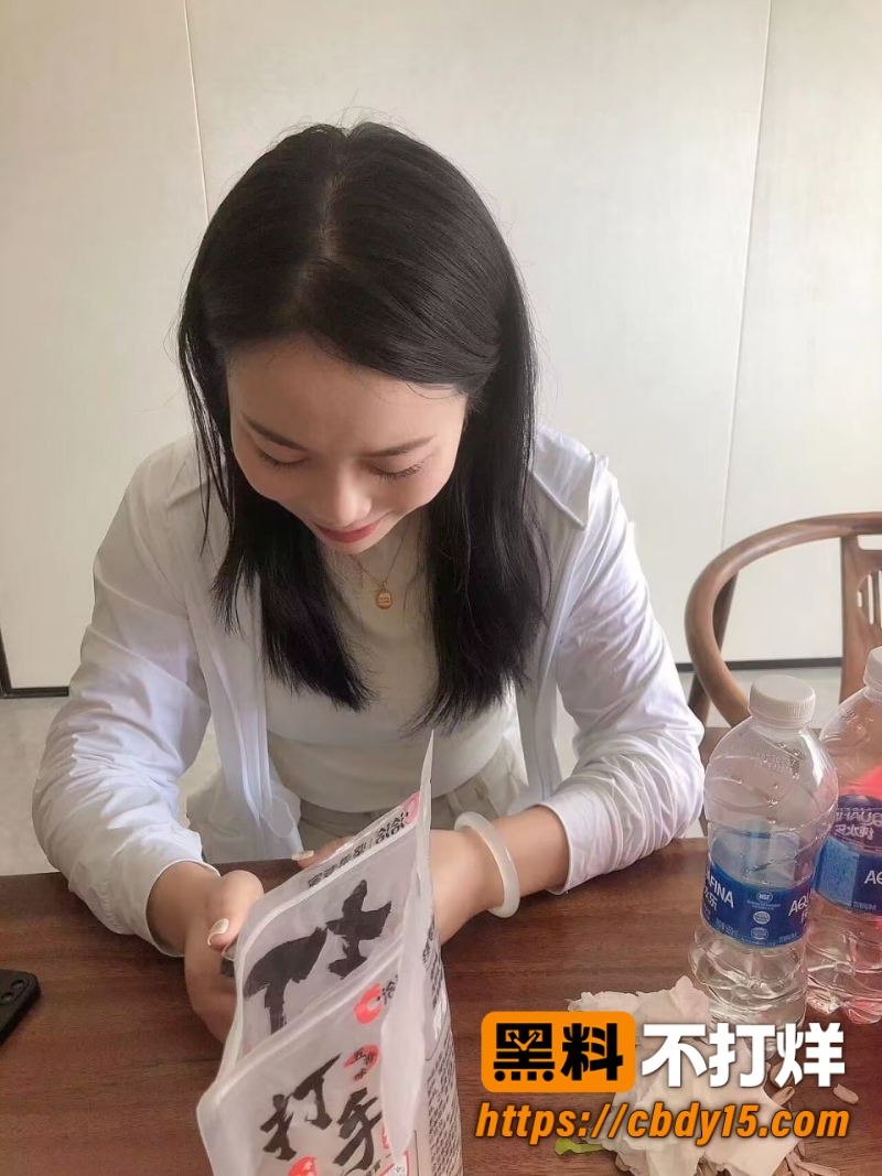 少妇 1