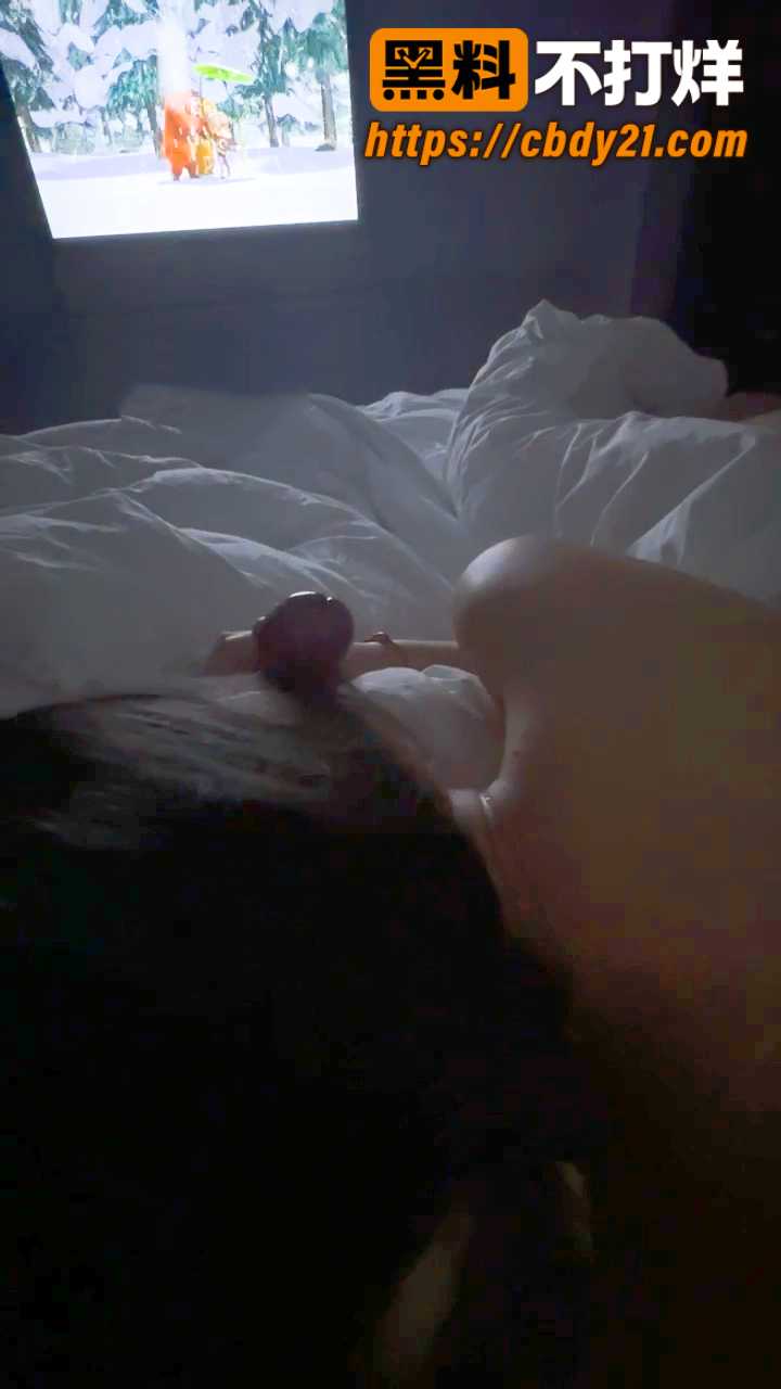 厦门人妻紫色情趣诱惑 6